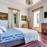 Century House With Private Pool By Madeira