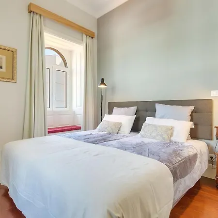 Century House With Private Pool By Madeira * Funchal (Madeira)